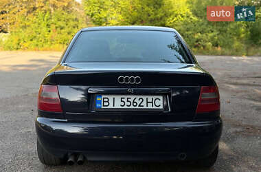 Седан Audi A4 1997 в 