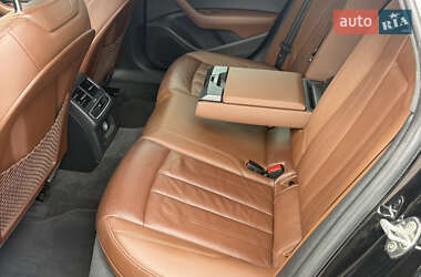 Седан Audi A4 2017 в 