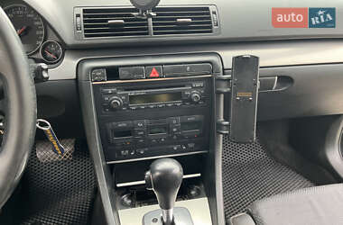 Универсал Audi A4 2004 в 