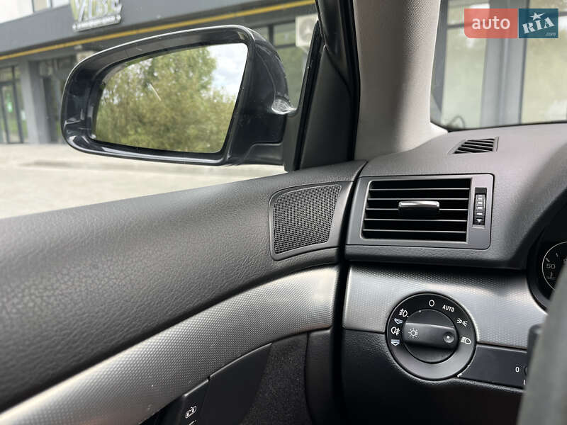 Универсал Audi A4 2004 в Львове фото 48 Универсал Audi A4 2004 в Львове