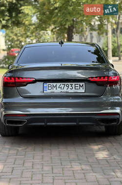 Седан Audi A4 2021 в 