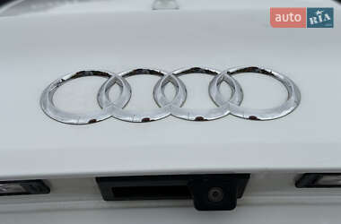 Седан Audi A4 2017 в 