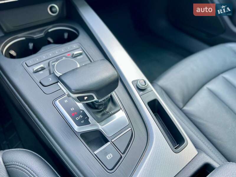 Седан Audi A4 2016 в Києві