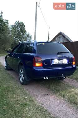 Універсал Audi A4 1998 в 