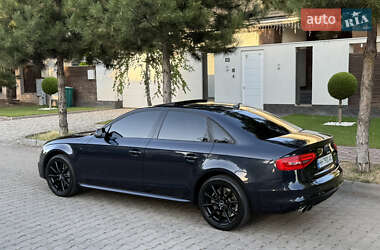 Седан Audi A4 2014 в 