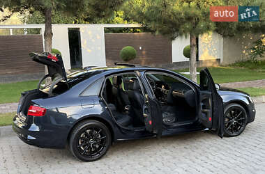 Седан Audi A4 2014 в 