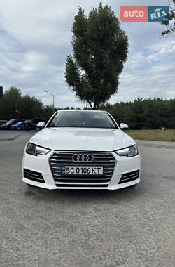Седан Audi A4 2017 в Львові