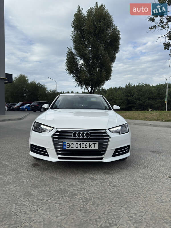 Седан Audi A4 2017 в Львове