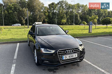 Седан Audi A4 2014 в Львові