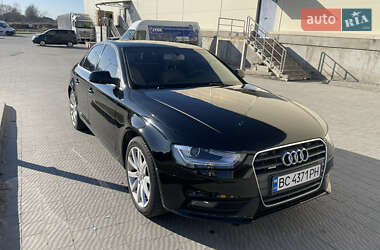 Седан Audi A4 2012 в Львові