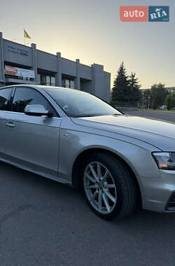Седан Audi A4 2014 в 