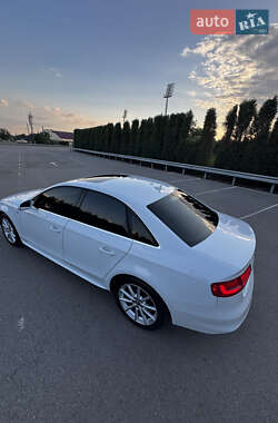 Седан Audi A4 2014 в 