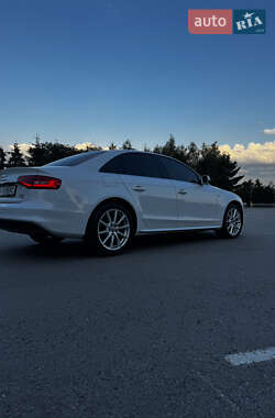 Седан Audi A4 2014 в 