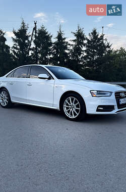 Седан Audi A4 2014 в 