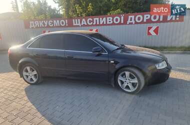 Седан Audi A4 2004 в 