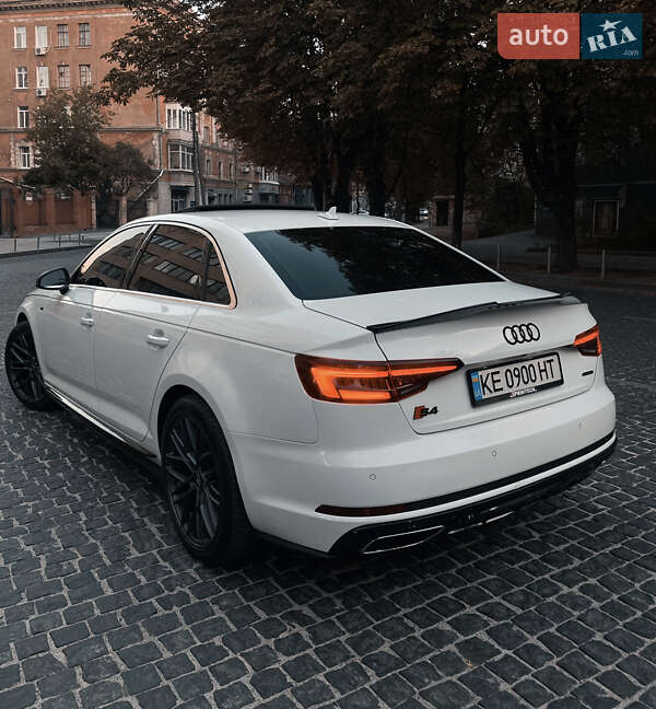 Седан Audi A4 2019 в Днепре