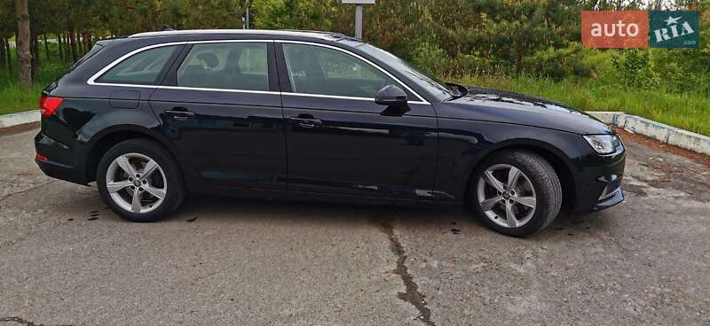 Универсал Audi A4 2019 в Золочеве