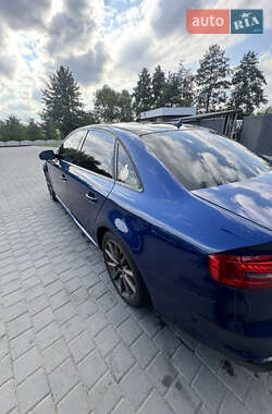 Седан Audi A4 2014 в 