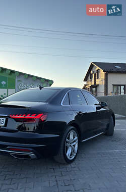 Седан Audi A4 2019 в 