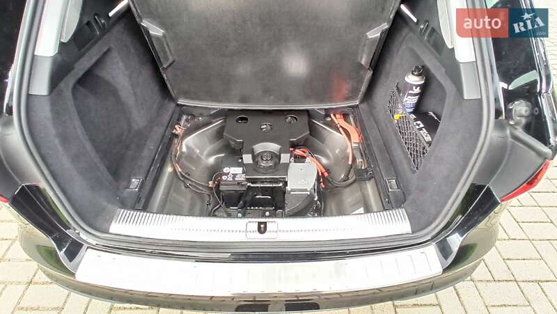 Универсал Audi A4 2020 в Прилуках