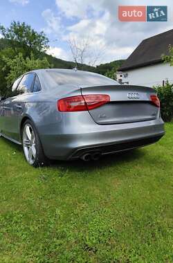 Седан Audi A4 2017 в 