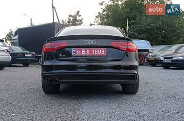 Седан Audi A4 2015 в 