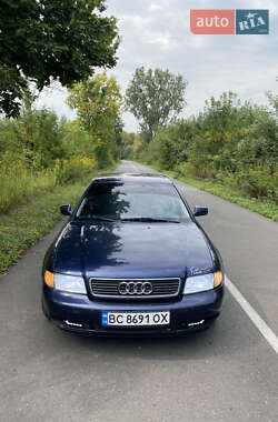 Седан Audi A4 1996 в 