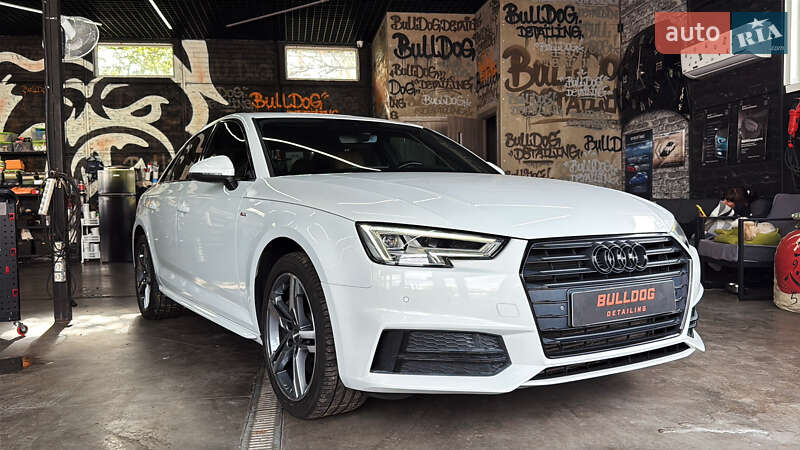 Седан Audi A4 2016 в Києві
