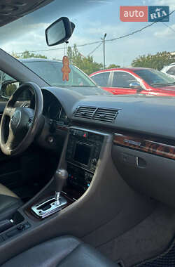 Седан Audi A4 2002 в 