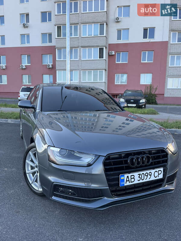 Седан Audi A4 2014 в Вінниці