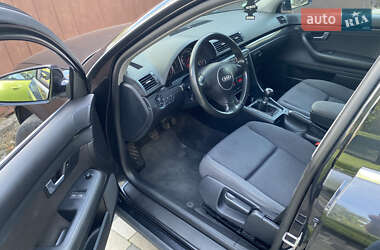 Седан Audi A4 2004 в 