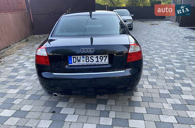 Седан Audi A4 2004 в 
