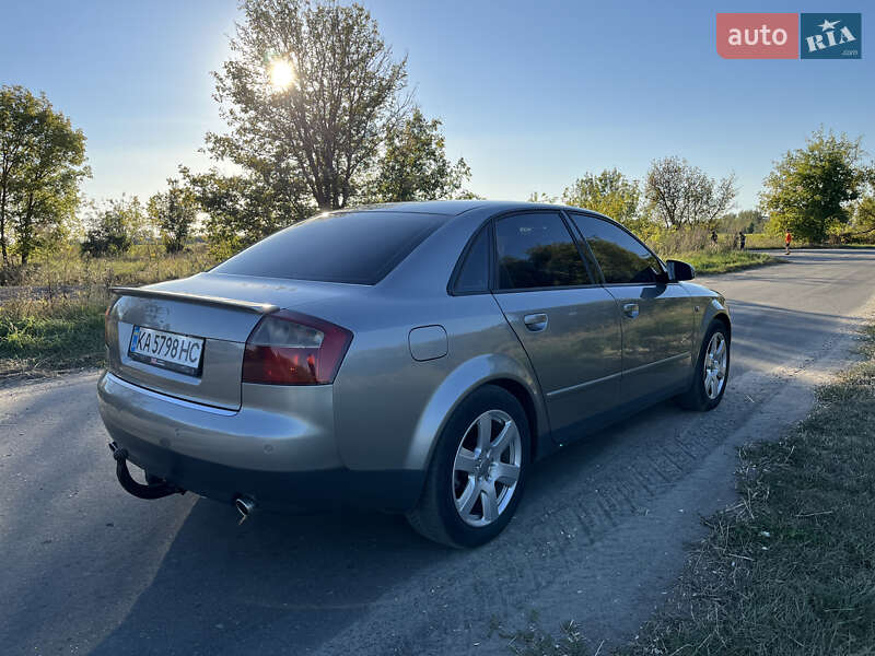 Седан Audi A4 2003 в Киеве