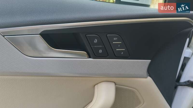 Универсал Audi A4 2017 в Одессе