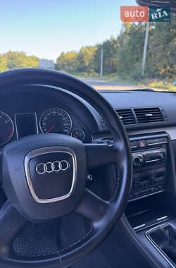 Седан Audi A4 2006 в 