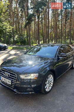 Седан Audi A4 2014 в 