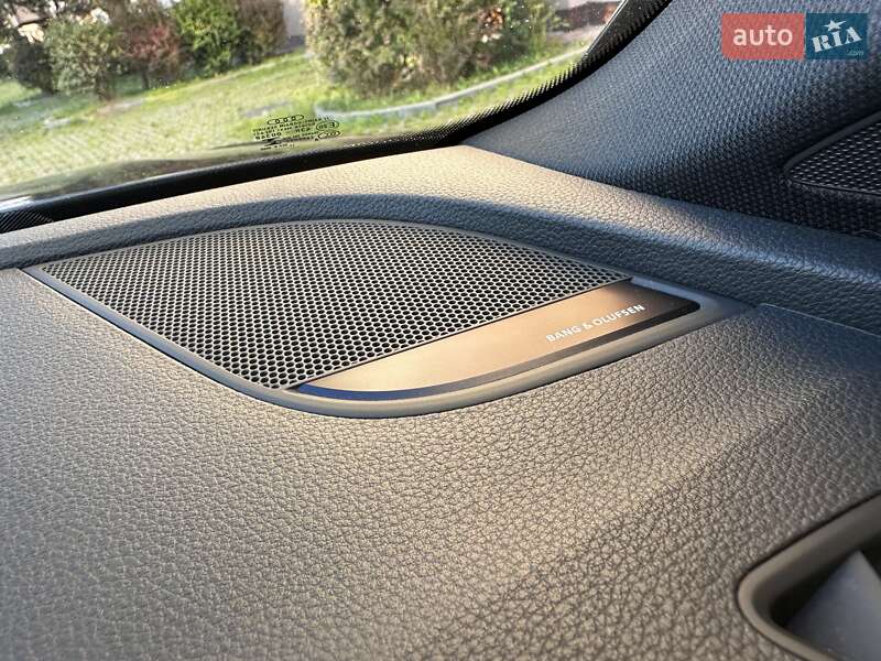 Седан Audi A4 2017 в Львове фото 20 Седан Audi A4 2017 в Львове