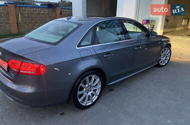 Седан Audi A4 2012 в 