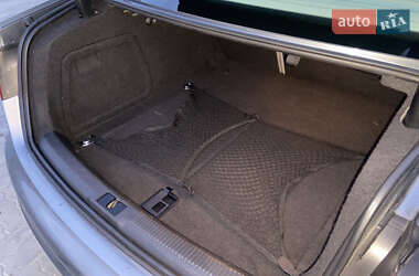 Седан Audi A4 2012 в 