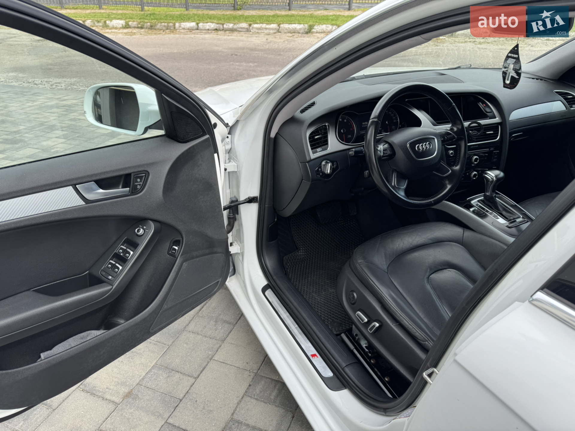 2012 Audi A4 - мініатюра 13
