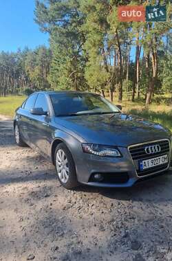 Седан Audi A4 2012 в 