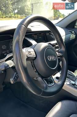 Седан Audi A4 2014 в 