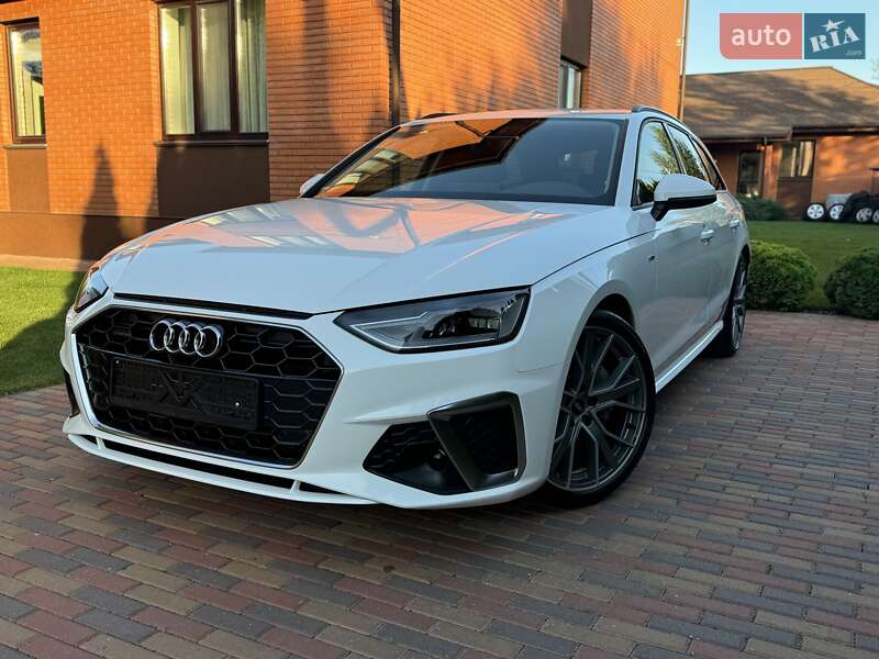 Универсал Audi A4 2020 в Киеве