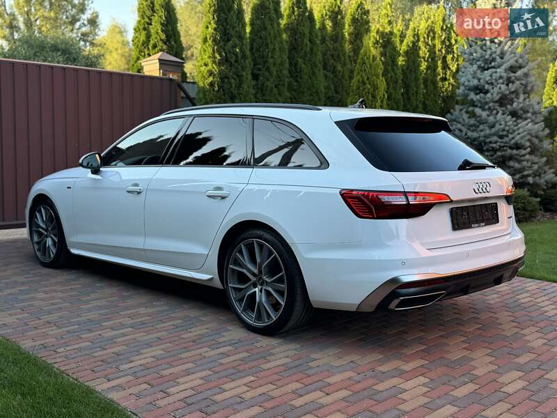 Универсал Audi A4 2020 в Киеве