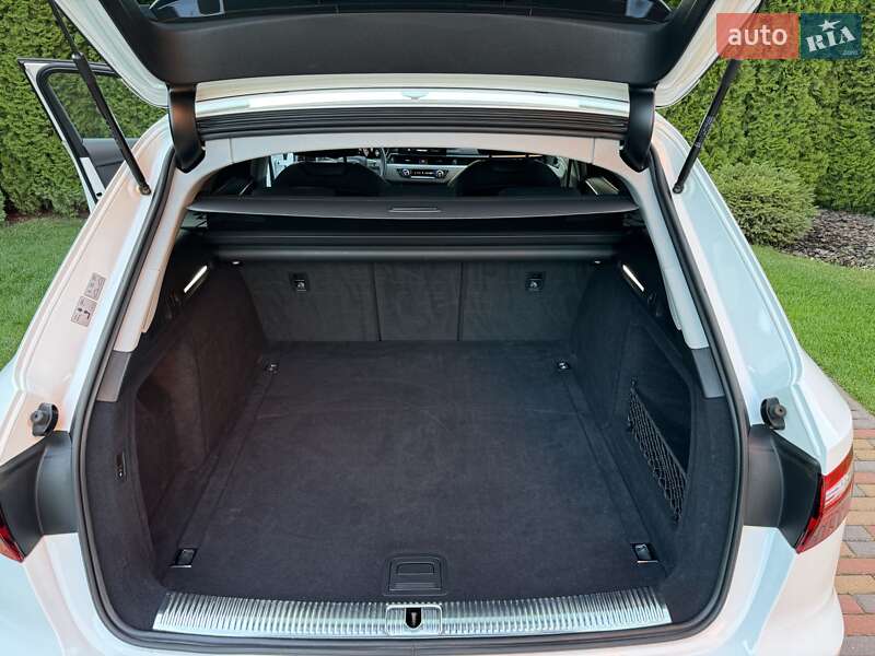 Универсал Audi A4 2020 в Киеве