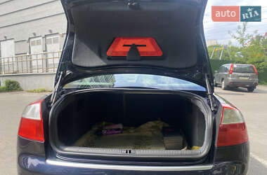 Седан Audi A4 2001 в 
