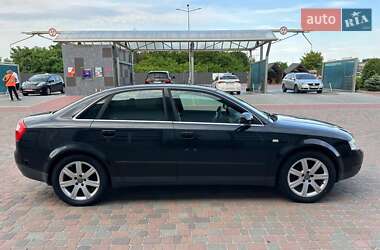Седан Audi A4 2004 в 