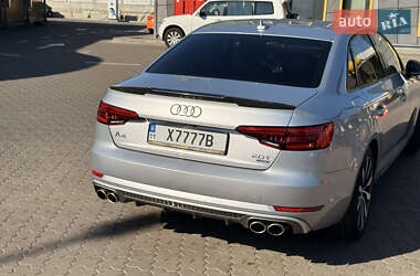 Седан Audi A4 2017 в 