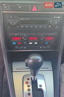 Универсал Audi A4 2004 в 