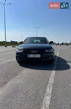 Седан Audi A4 2013 в Львове Седан Audi A4 2013 в Львове